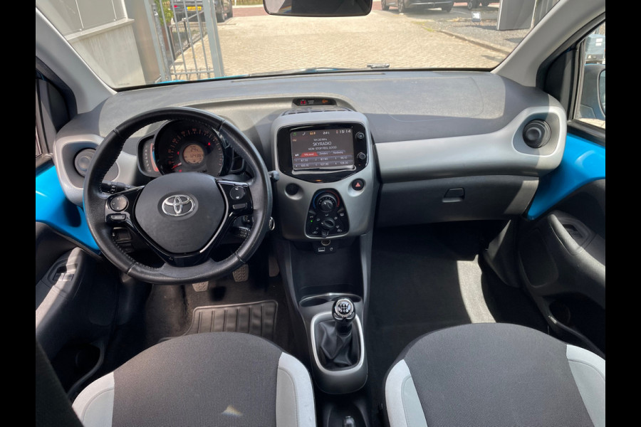 Toyota Aygo 1.0 VVT-i x-sport / Airco / Camera