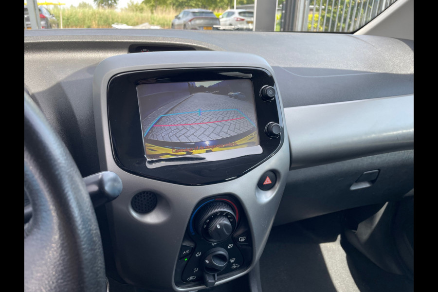 Toyota Aygo 1.0 VVT-i x-sport / Airco / Camera