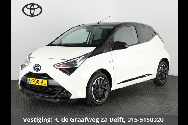 Toyota Aygo 1.0 VVT-i X-Play Bi-Tone | Apple Carplay & AndroidAUTO | Camera | Privacy Glass |
