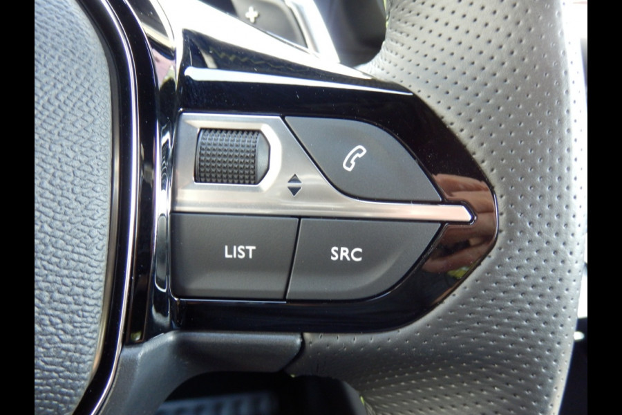 Peugeot 208 Hybrid e-DCS6 136pk | GT Line | Automaat |
