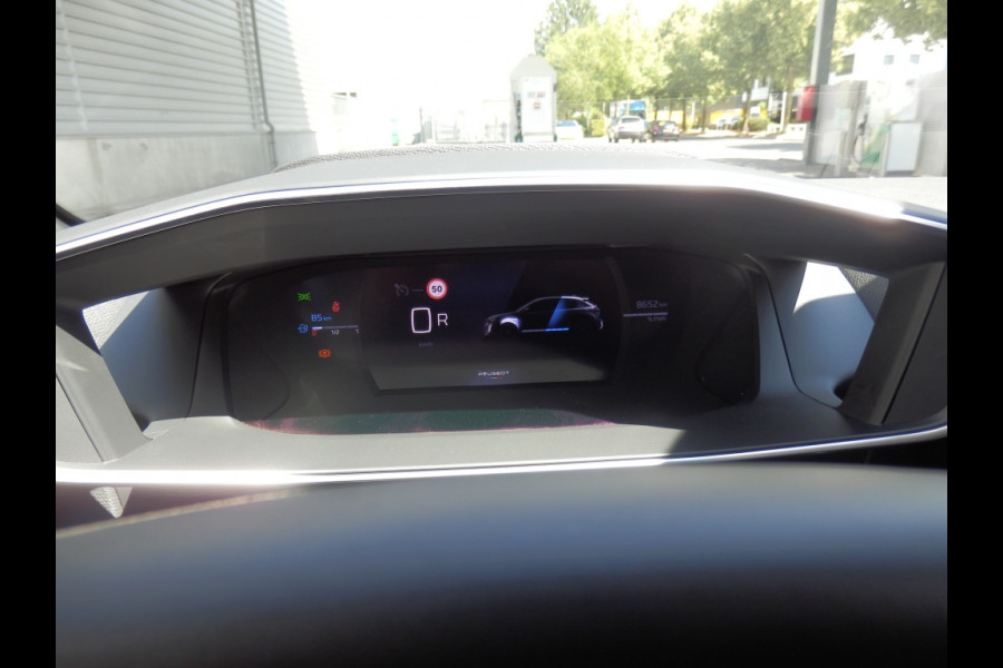 Peugeot 208 Hybrid e-DCS6 136pk | GT Line | Automaat |