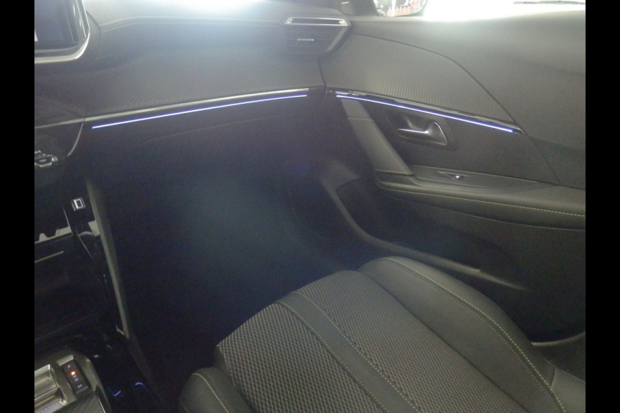 Peugeot 208 Hybrid e-DCS6 136pk | GT Line | Automaat |