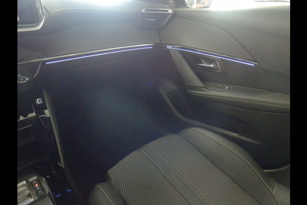 Peugeot 208 Hybrid e-DCS6 136pk | GT Line | Automaat |