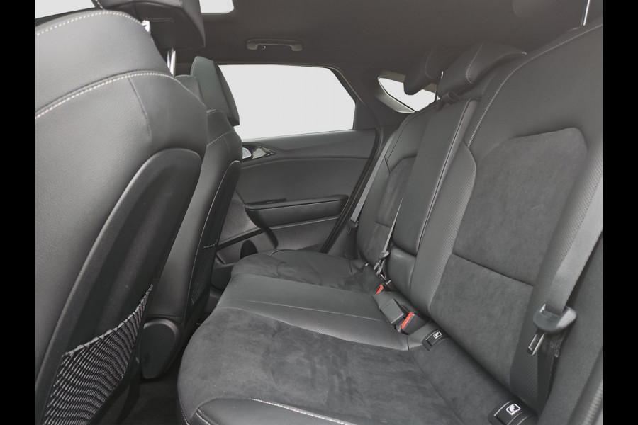 Kia ProCeed 1.5 T-GDi GT-Line | Stoel- en stuurverwarming | Automaat | Cruise | Navi | Privacy Glass | Sportstuur |