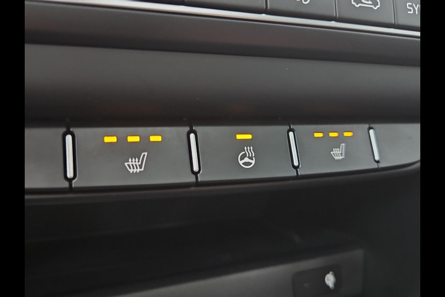 Kia ProCeed 1.5 T-GDi GT-Line | Stoel- en stuurverwarming | Automaat | Cruise | Navi | Privacy Glass | Sportstuur |