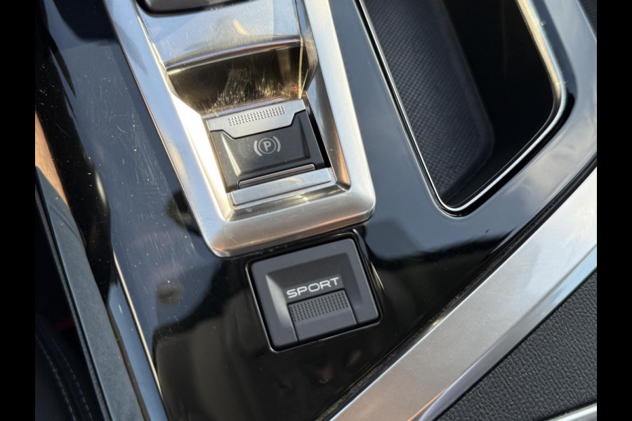 Peugeot 3008 1.2 PureTech Allure 1e Eigenaar,Navi,Pano,Camera,131pk,Cruise,Clima,Trekhaak,Half Leder,Vol Opties,Dealer Onderhouden,Pdc V+A,APK tot 08-2026