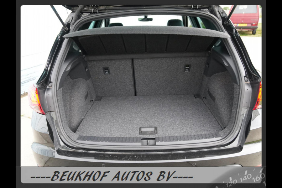 Seat Arona 1.0 TSI Xcellence Business Intense Cam Leer Navi
