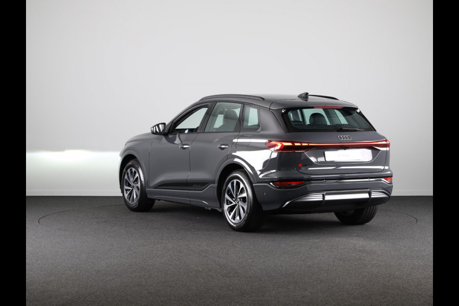 Audi Q6 e-tron Advanced edition e-tron perf 225kW/306pk 100Kwh Ha Tech Plus pakket, sportstoelen met leder, omgevingscamera's, adaptive cruisecontrol, verwarmbare voor en achterstoelen