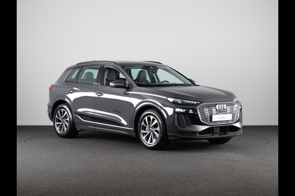 Audi Q6 e-tron Advanced edition e-tron perf 225kW/306pk 100Kwh Ha Tech Plus pakket, sportstoelen met leder, omgevingscamera's, adaptive cruisecontrol, verwarmbare voor en achterstoelen