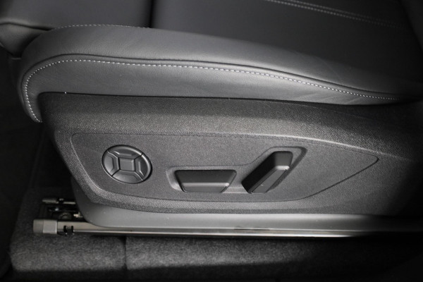 Audi Q6 e-tron Advanced edition e-tron perf 225kW/306pk 100Kwh Ha Tech Plus pakket, sportstoelen met leder, omgevingscamera's, adaptive cruisecontrol, verwarmbare voor en achterstoelen