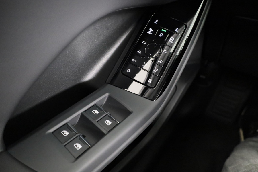 Audi Q6 e-tron Advanced edition e-tron perf 225kW/306pk 100Kwh Ha Tech Plus pakket, sportstoelen met leder, omgevingscamera's, adaptive cruisecontrol, verwarmbare voor en achterstoelen