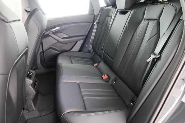 Audi Q6 e-tron Advanced edition e-tron perf 225kW/306pk 100Kwh Ha Tech Plus pakket, sportstoelen met leder, omgevingscamera's, adaptive cruisecontrol, verwarmbare voor en achterstoelen