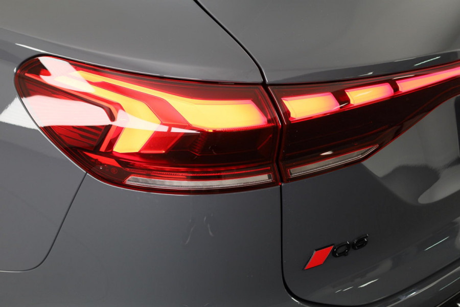 Audi Q6 e-tron Advanced edition e-tron perf 225kW/306pk 100Kwh Ha Tech Plus pakket, sportstoelen met leder, omgevingscamera's, adaptive cruisecontrol, verwarmbare voor en achterstoelen