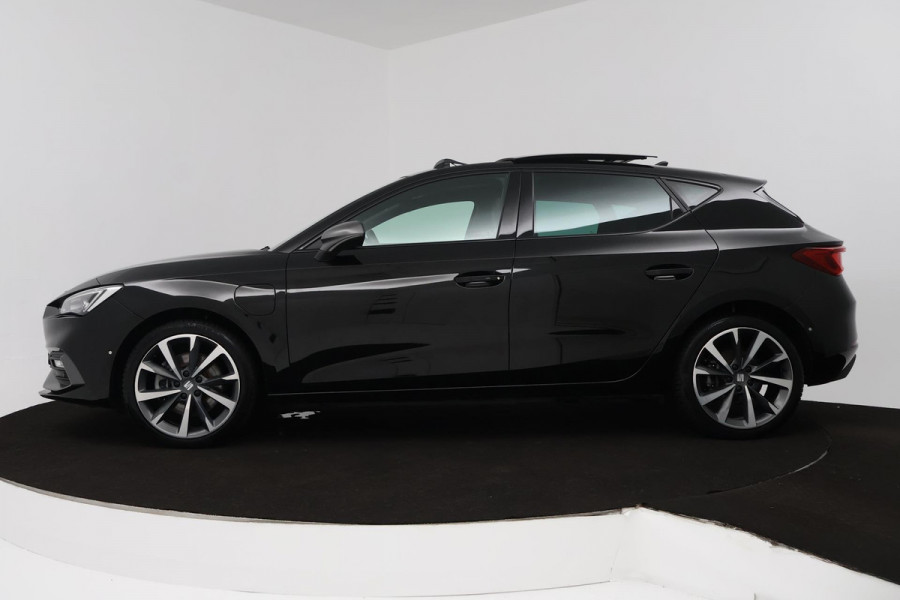 Seat Leon 1.4 TSI eHybrid PHEV FR Business Intense (PANORAMADAK, STUURVERWARMING, ACHTERUITRIJCAMERA, GOED ONDERHOUDEN)