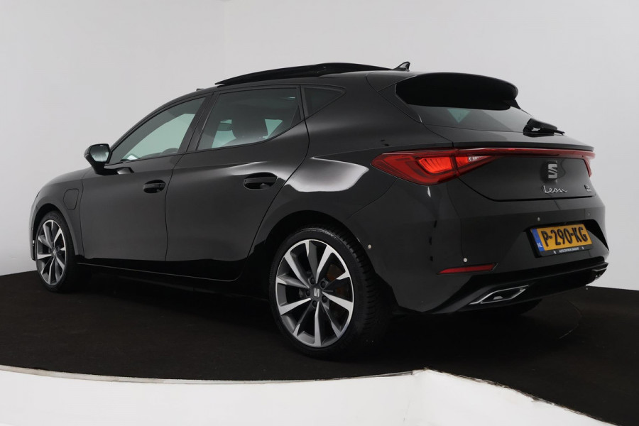Seat Leon 1.4 TSI eHybrid PHEV FR Business Intense (PANORAMADAK, STUURVERWARMING, ACHTERUITRIJCAMERA, GOED ONDERHOUDEN)