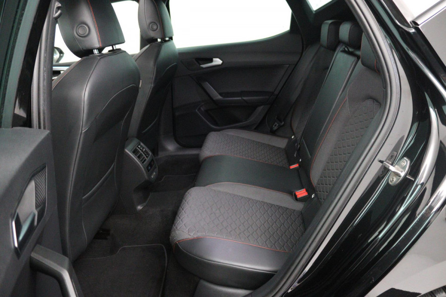Seat Leon 1.4 TSI eHybrid PHEV FR Business Intense (PANORAMADAK, STUURVERWARMING, ACHTERUITRIJCAMERA, GOED ONDERHOUDEN)