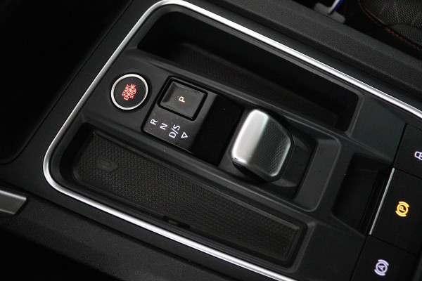 Seat Leon 1.4 TSI eHybrid PHEV FR Business Intense (PANORAMADAK, STUURVERWARMING, ACHTERUITRIJCAMERA, GOED ONDERHOUDEN)