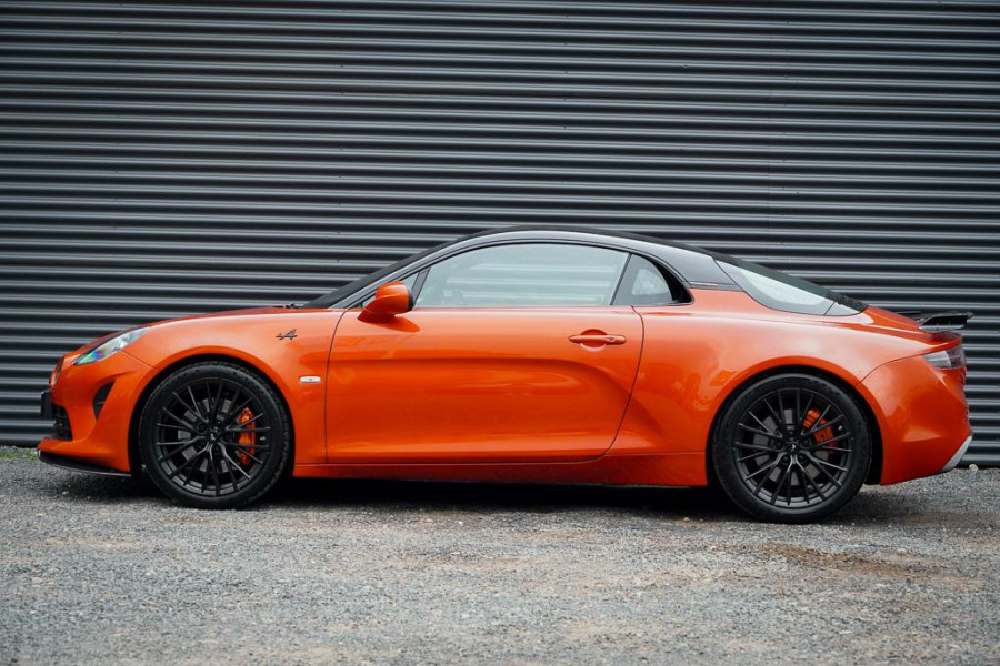 ALPINE A110 1.8 Turbo S / Aero / Carbon / Alcantara / Focal / Sabelt