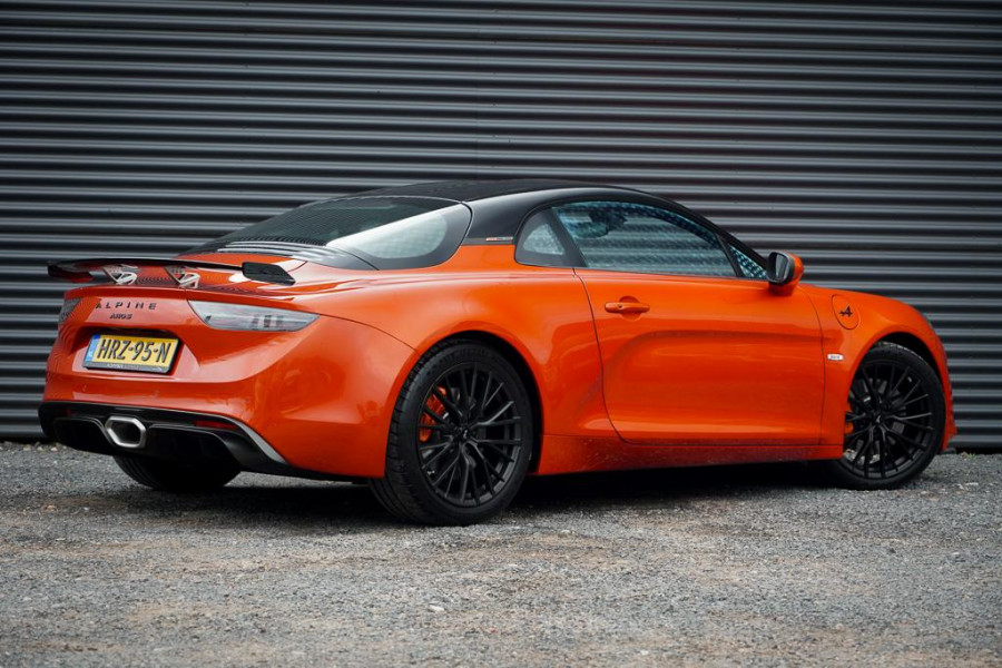 ALPINE A110 1.8 Turbo S / Aero / Carbon / Alcantara / Focal / Sabelt