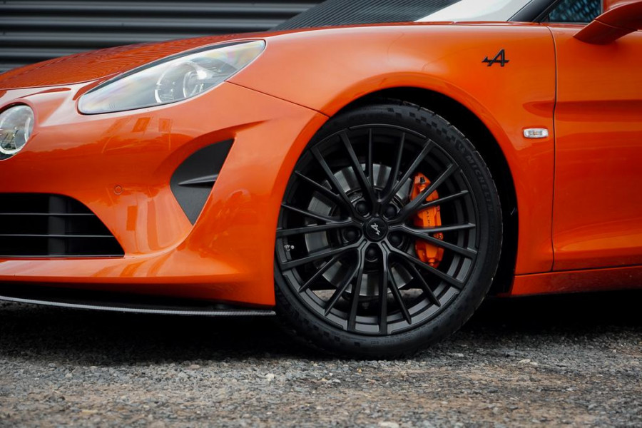 ALPINE A110 1.8 Turbo S / Aero / Carbon / Alcantara / Focal / Sabelt