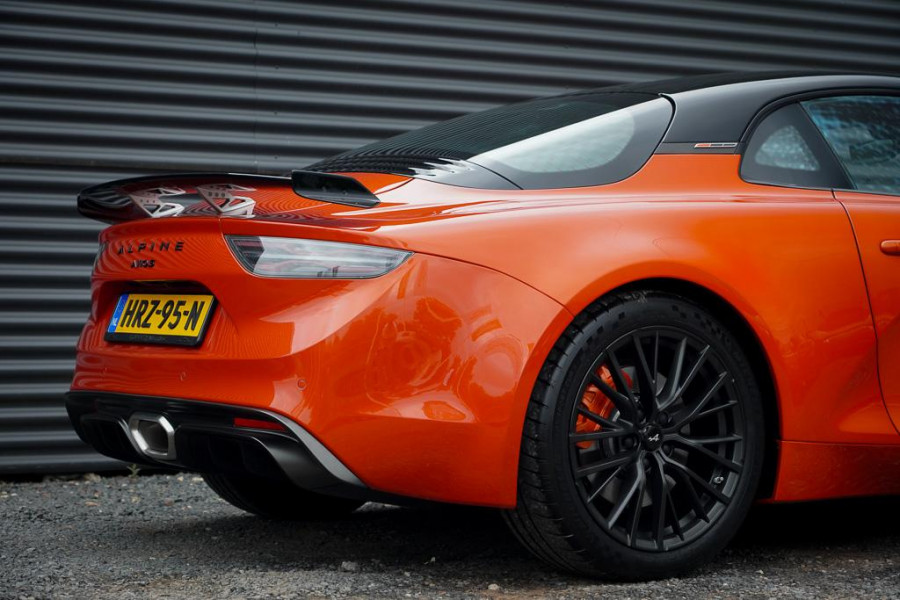 ALPINE A110 1.8 Turbo S / Aero / Carbon / Alcantara / Focal / Sabelt