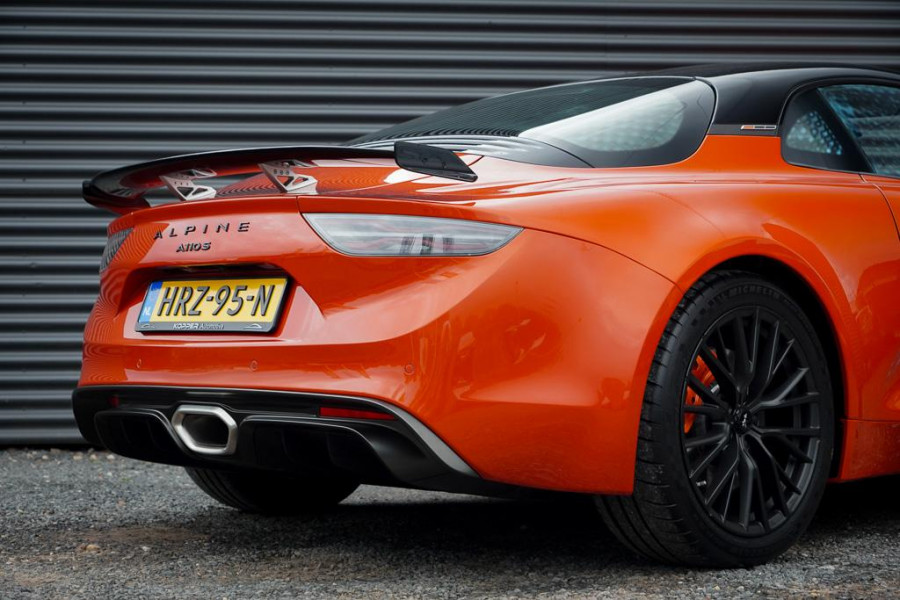 ALPINE A110 1.8 Turbo S / Aero / Carbon / Alcantara / Focal / Sabelt