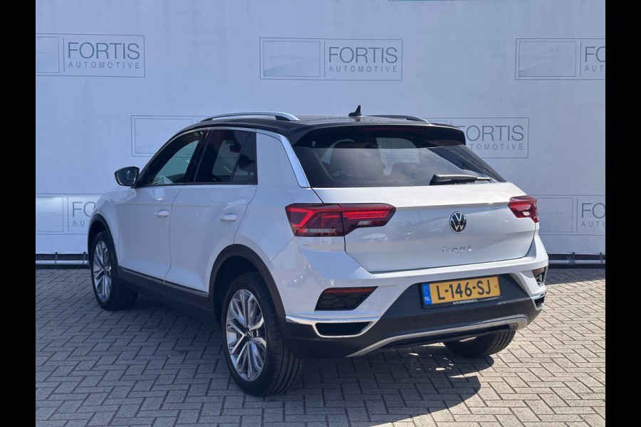 Volkswagen T-Roc 1.5 TSI Sport NLAuto | Two-tone metaal kleur | sport | Adap cruise |