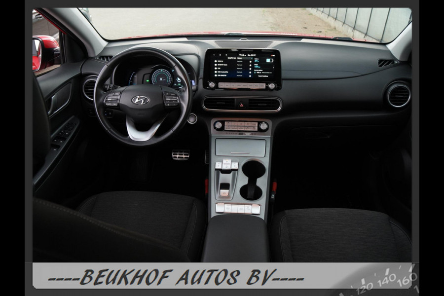 Hyundai Kona EV Comfort 64 kWh Trekhaak Carplay Navi Psensor