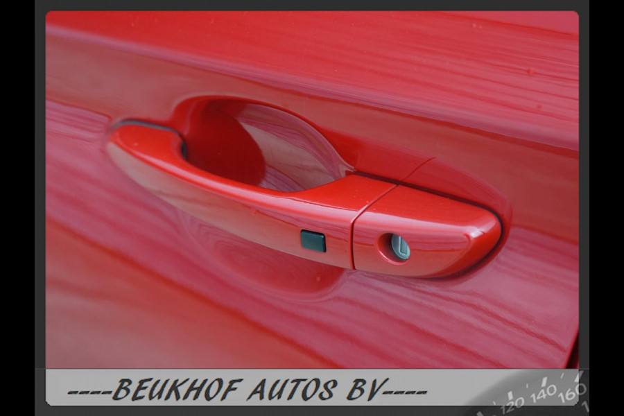 Hyundai Kona EV Comfort 64 kWh Trekhaak Carplay Navi Psensor