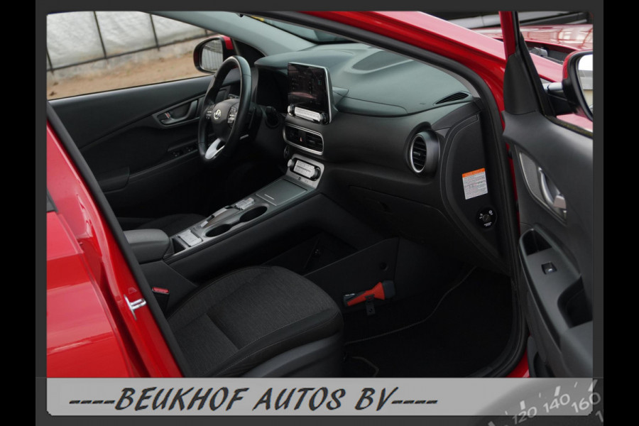 Hyundai Kona EV Comfort 64 kWh Trekhaak Carplay Navi Psensor