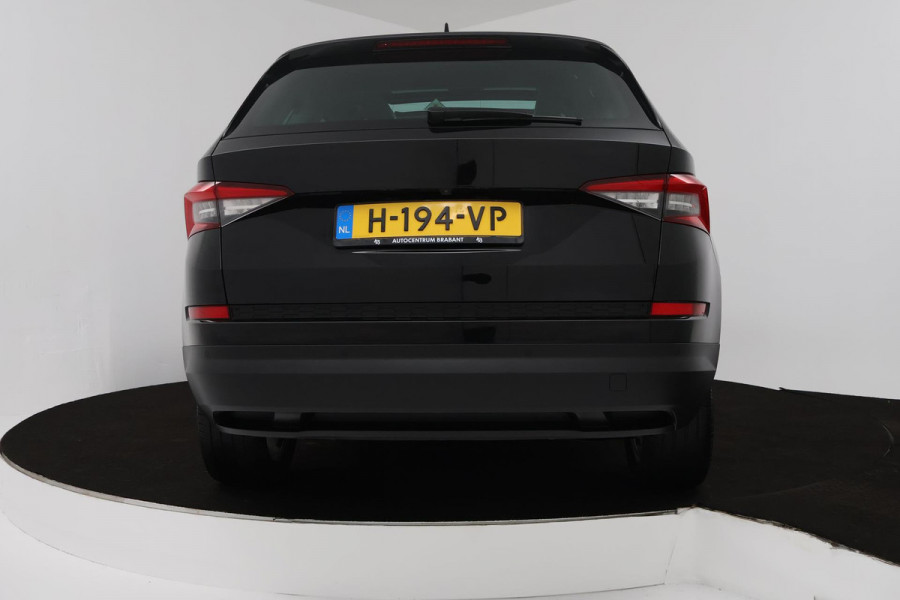 Škoda Kodiaq 1.5 TSI Limited Business Edition 7p. (PANORAMADAK, ACHTERUITRIJCAMERA, PARKEERSENSOREN, NAVIGATIE, STOELVERWARMNG)