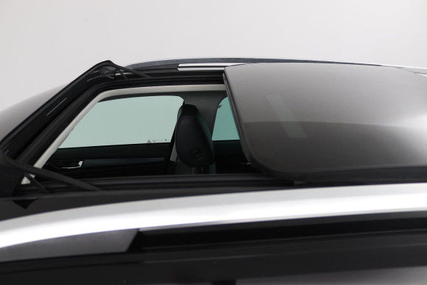 Škoda Kodiaq 1.5 TSI Limited Business Edition 7p. (PANORAMADAK, ACHTERUITRIJCAMERA, PARKEERSENSOREN, NAVIGATIE, STOELVERWARMNG)