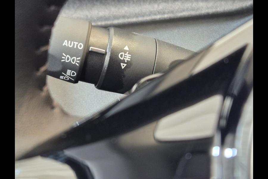 Peugeot 308 SW 1.6 Plug-in Hybrid 180 Allure Avantage | Navigatie | 360° Camera | Comfortstoel |  Keyless Entry | Apple Carplay/Android Auto |