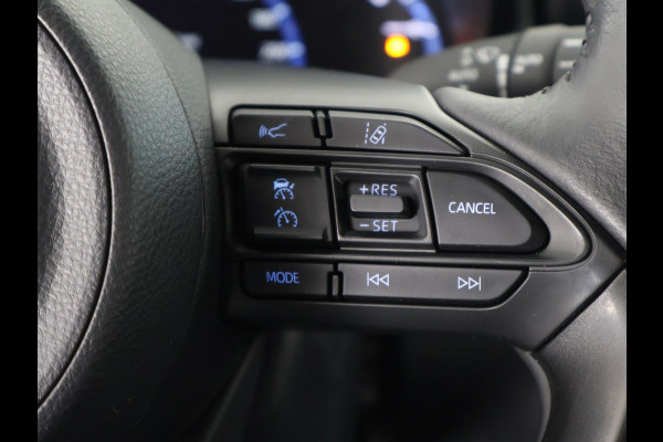 Toyota Yaris Cross 1.5 Hybrid Adventure | 1e eigenaar | Dealer onderhouden | Half Leder |