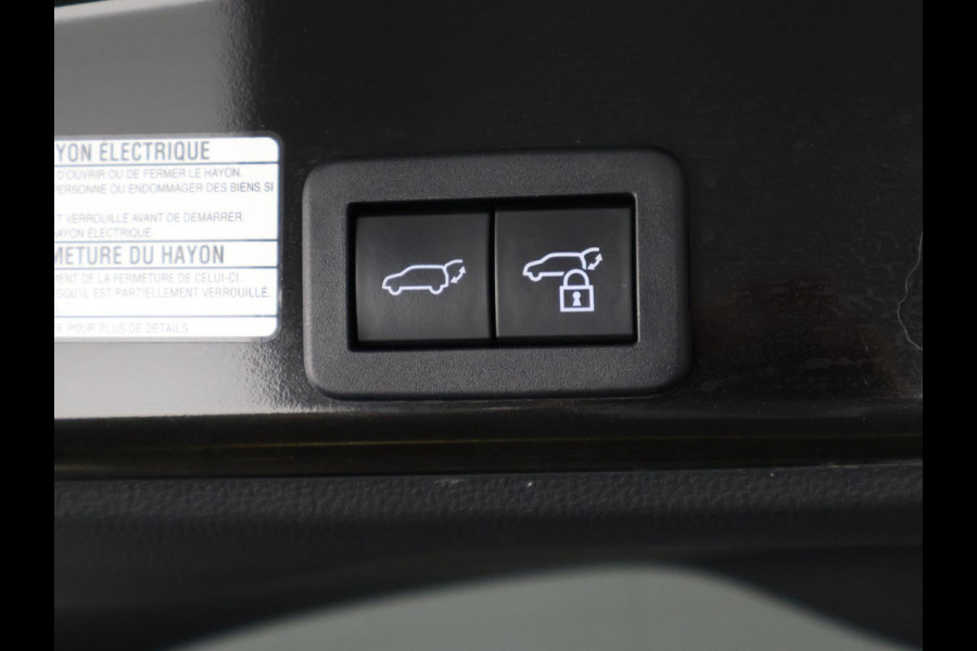 Toyota Yaris Cross 1.5 Hybrid Adventure | 1e eigenaar | Dealer onderhouden | Half Leder |