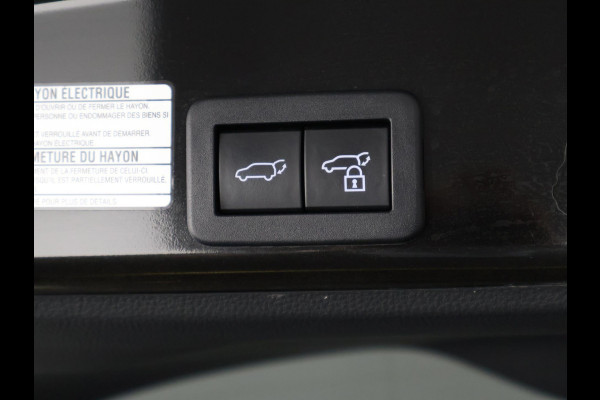 Toyota Yaris Cross 1.5 Hybrid Adventure | 1e eigenaar | Dealer onderhouden | Half Leder |