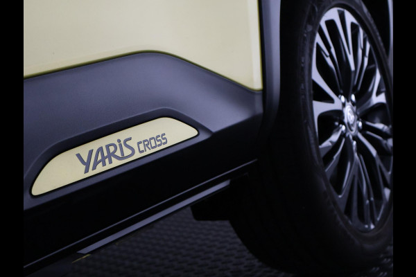 Toyota Yaris Cross 1.5 Hybrid Adventure | 1e eigenaar | Dealer onderhouden | Half Leder |