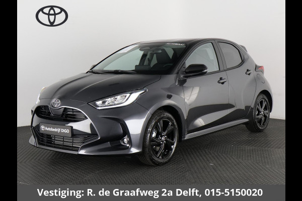 Toyota Yaris 1.5 Hybrid Dynamic Luxury Bi-Tone | Stoelverwarming | Camera | Lichtmetalen velgen |