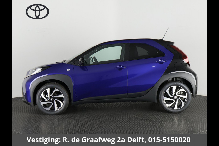 Toyota Aygo X 1.0 VVT-i S-CVT Pulse Automaat | Stoelverwarming | Adaptief Cruise Control | Camera |