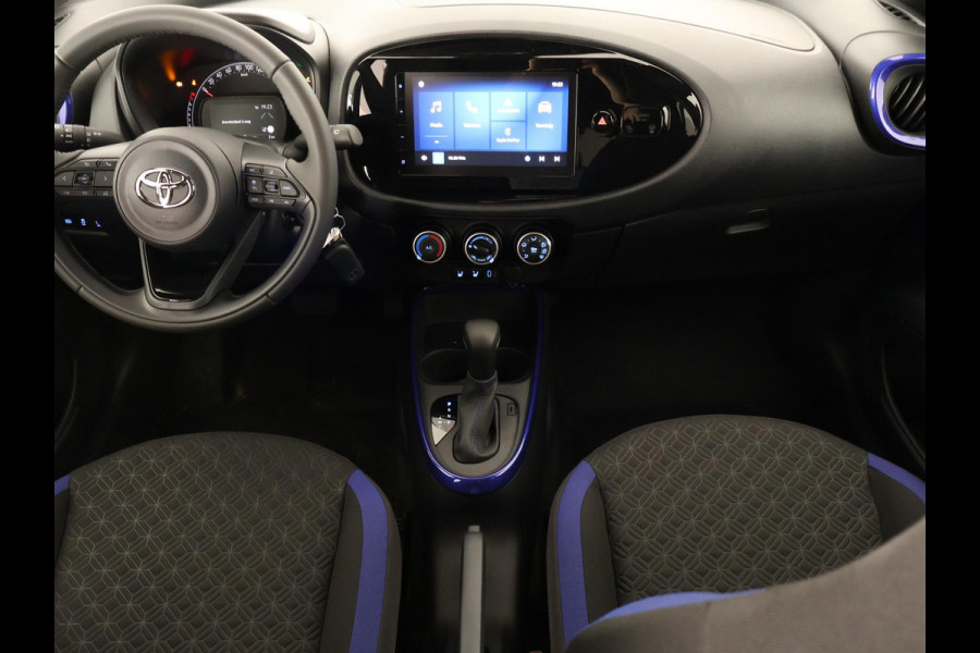 Toyota Aygo X 1.0 VVT-i S-CVT Pulse Automaat | Stoelverwarming | Adaptief Cruise Control | Camera |