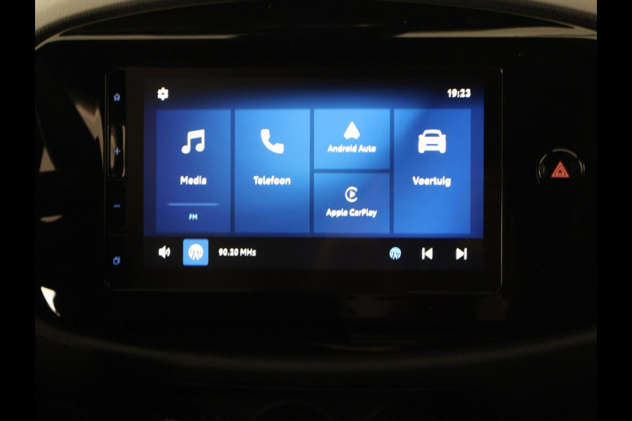 Toyota Aygo X 1.0 VVT-i S-CVT Pulse Automaat | Stoelverwarming | Adaptief Cruise Control | Camera |