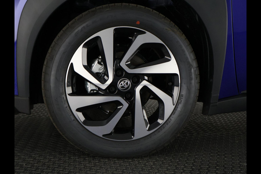 Toyota Aygo X 1.0 VVT-i S-CVT Pulse Automaat | Stoelverwarming | Adaptief Cruise Control | Camera |