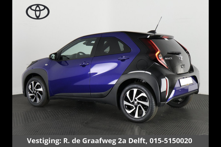 Toyota Aygo X 1.0 VVT-i S-CVT Pulse Automaat | Stoelverwarming | Adaptief Cruise Control | Camera |