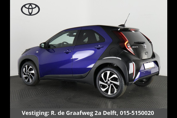 Toyota Aygo X 1.0 VVT-i S-CVT Pulse Automaat | Stoelverwarming | Adaptief Cruise Control | Camera |