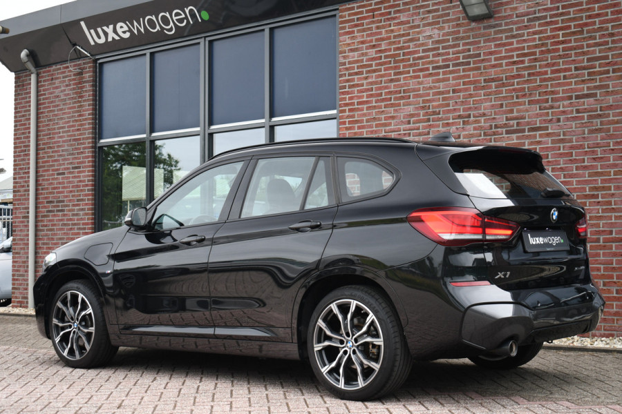 BMW X1 xDrive25e M-Sport Trekhaak 19inch DAB El-Klep