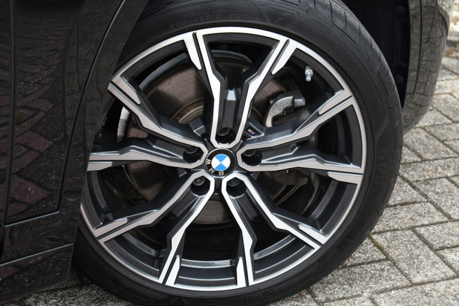 BMW X1 xDrive25e M-Sport Trekhaak 19inch DAB El-Klep