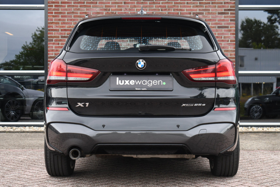 BMW X1 xDrive25e M-Sport Trekhaak 19inch DAB El-Klep