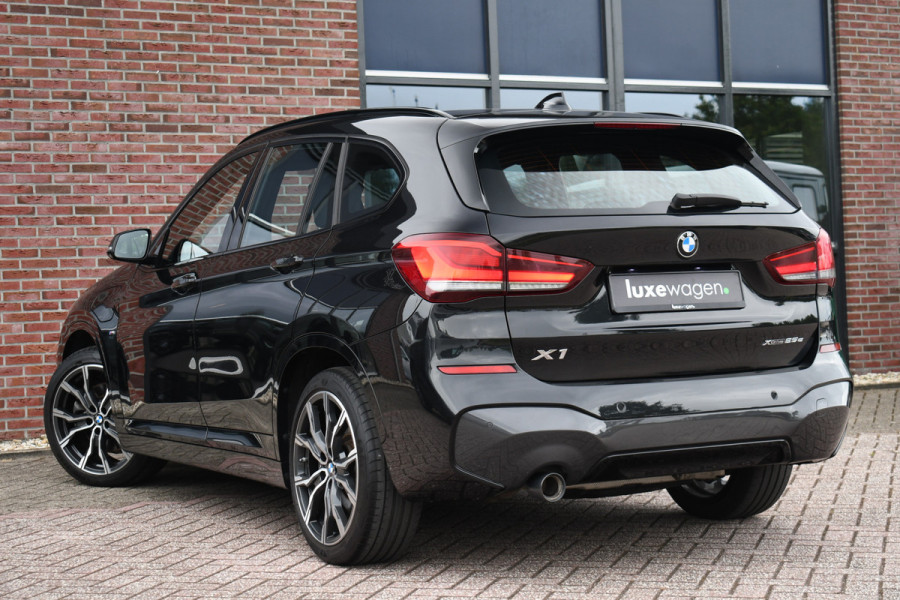 BMW X1 xDrive25e M-Sport Trekhaak 19inch DAB El-Klep