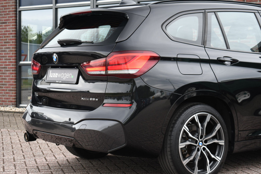 BMW X1 xDrive25e M-Sport Trekhaak 19inch DAB El-Klep