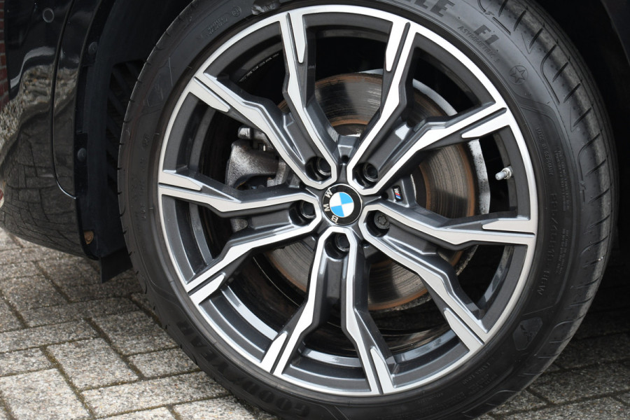 BMW X1 xDrive25e M-Sport Trekhaak 19inch DAB El-Klep